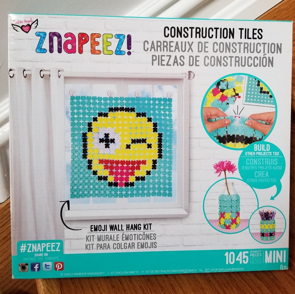 ZNAPEEZ! Emoji Tile Kit
